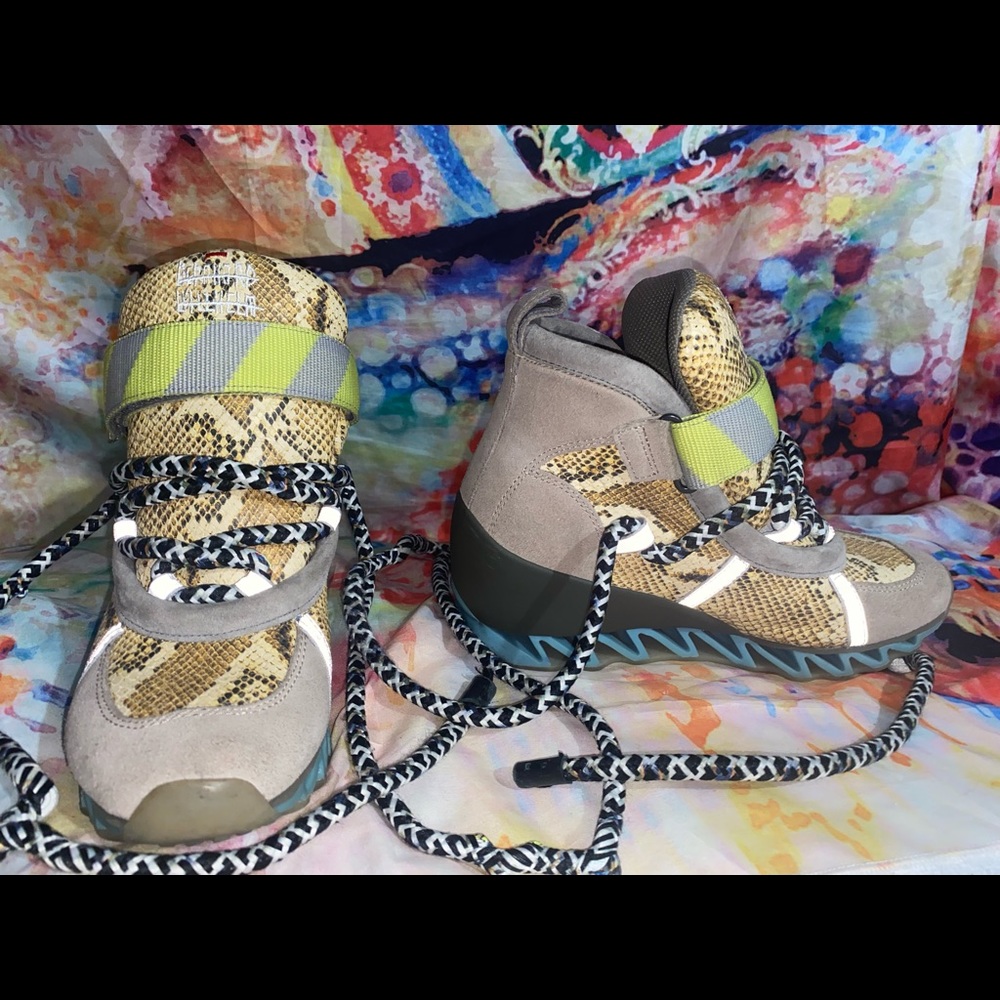 Camper Together X Bernhard Willhelm Himalayan Snakeskin